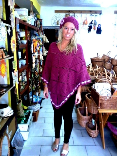 Pletená ponča, pledy, svetry, háčkované svetry