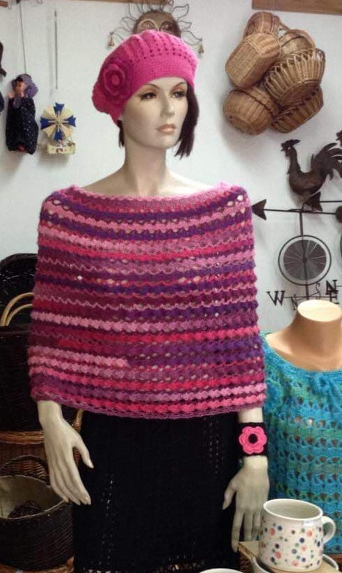 Pletená ponča, pledy, svetry, háčkované svetry